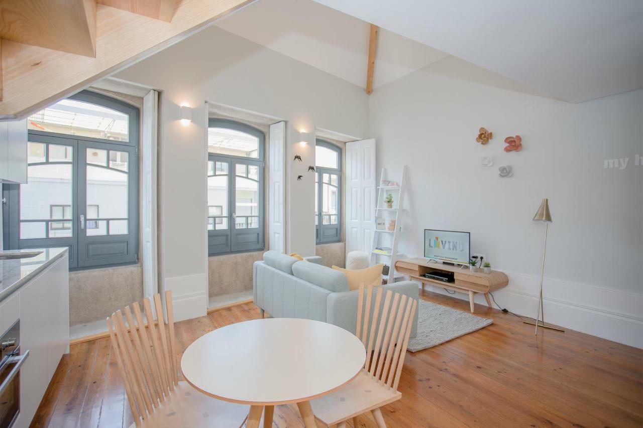 Liiiving In Porto - Santa Catarina Mezzanine Apartment Luaran gambar
