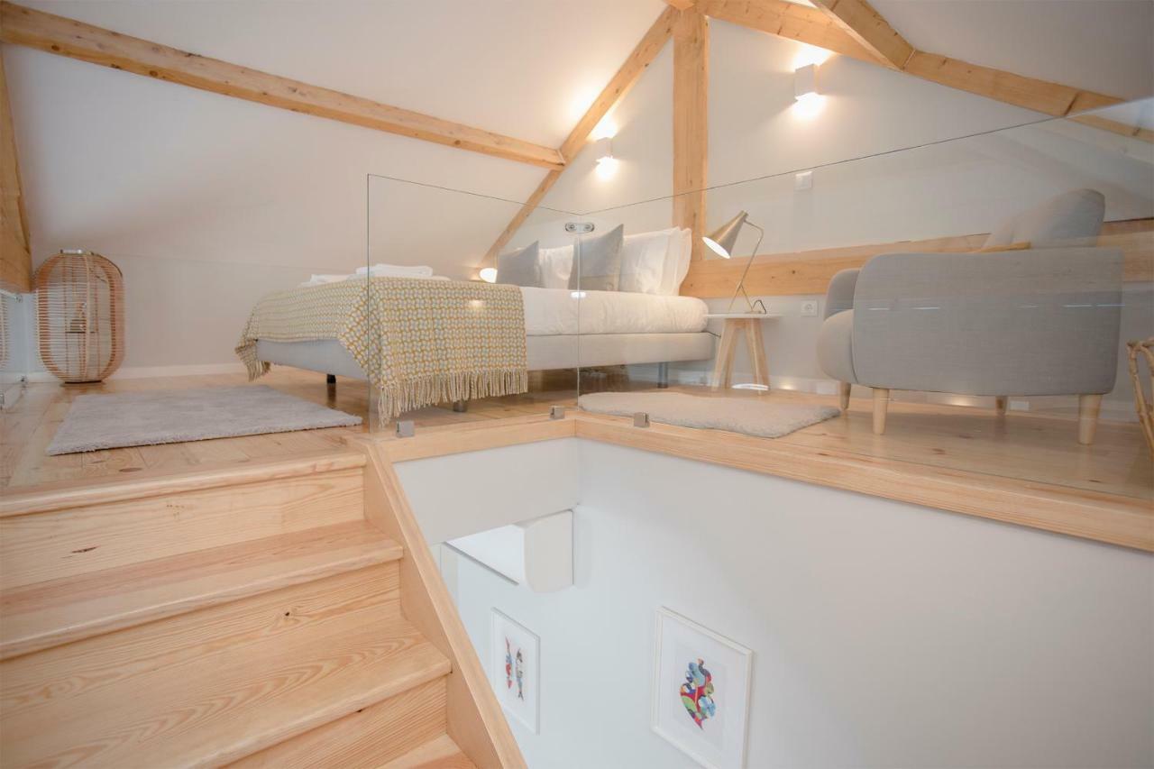 Liiiving In Porto - Santa Catarina Mezzanine Apartment Luaran gambar